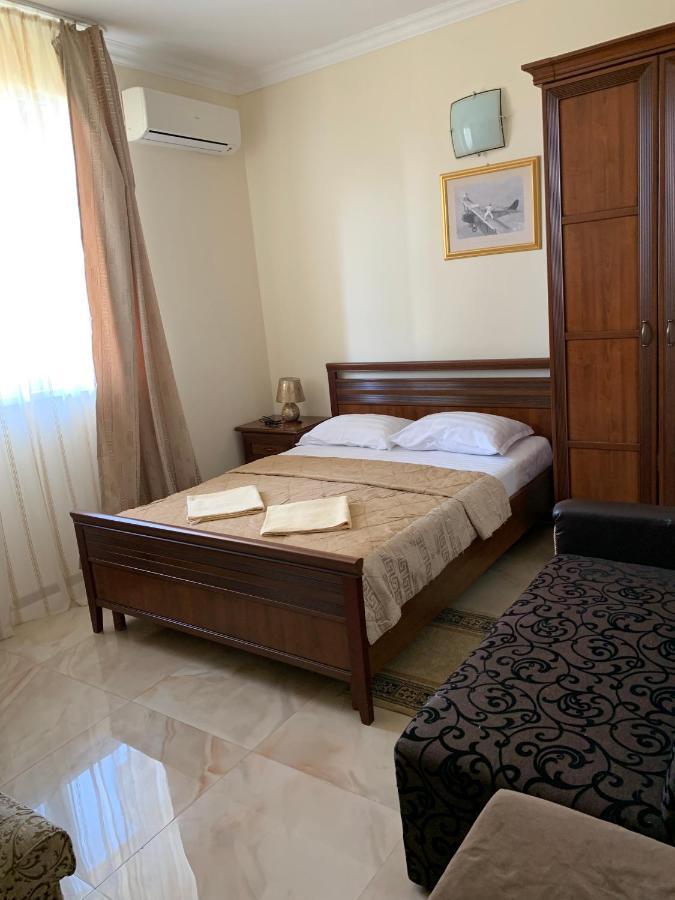 Guest House Aphyn Leto Gagra Exteriér fotografie