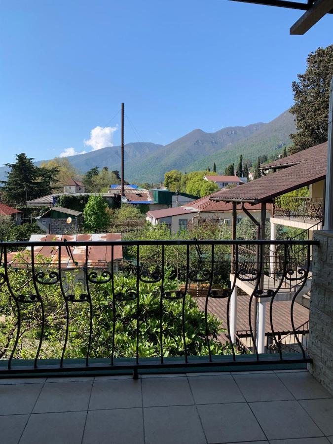 Guest House Aphyn Leto Gagra Exteriér fotografie
